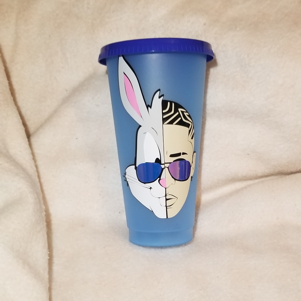 This is a color change cup
